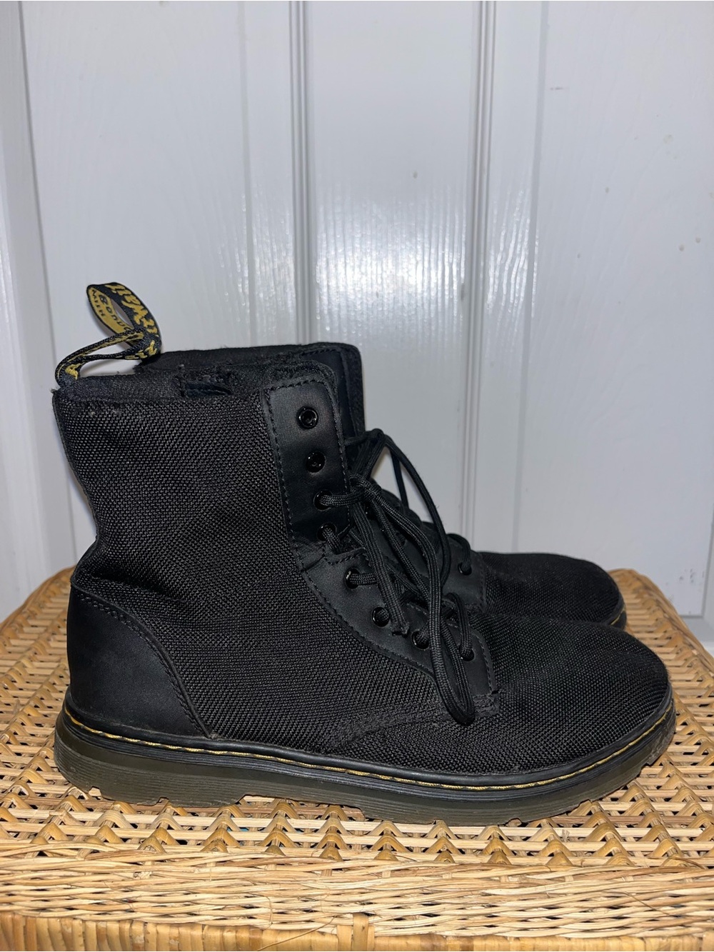 DR MARtens Combs youth boots